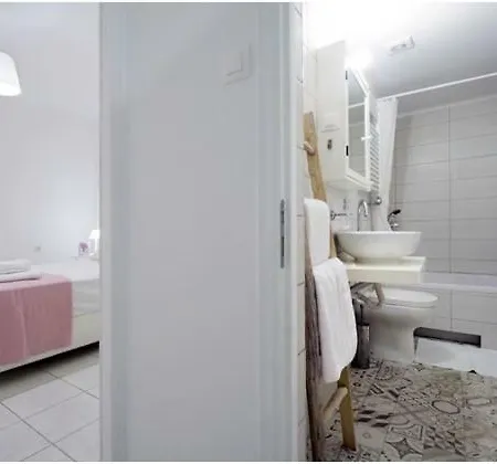 Despoinas House Apartamento